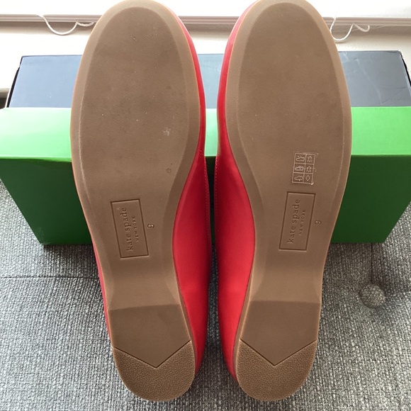 kate spade new york Women's Dakota Charm Ballet Flats, size 9 - Picture 5 of 12